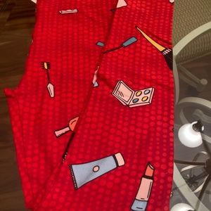 NEW. Lularoe Valentine's Lipstick and Makeup leggings